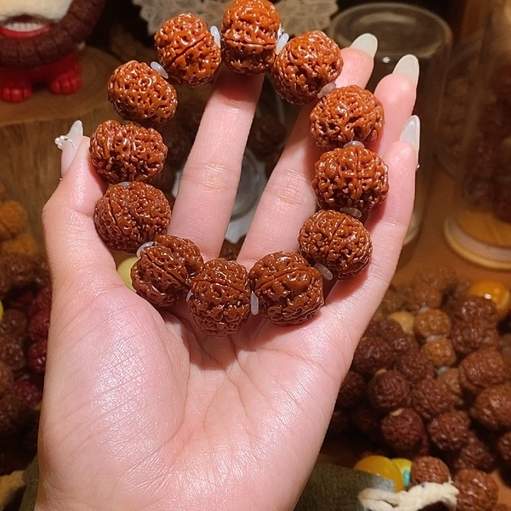 金刚菩提吊坠226玉华满肉一物