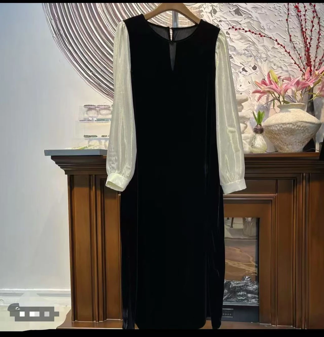 真丝丝绒圆领连衣裙