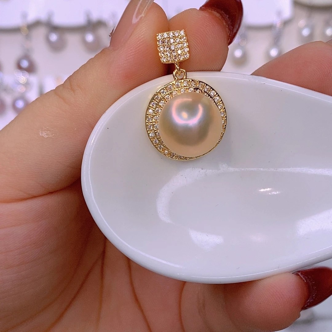 未镶嵌颈饰淡水珍珠