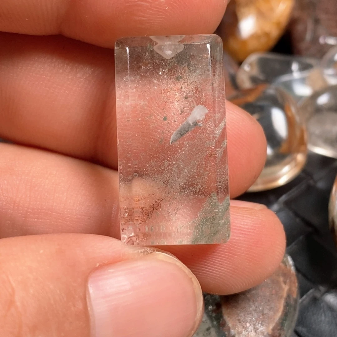未镶嵌颈饰水晶水晶