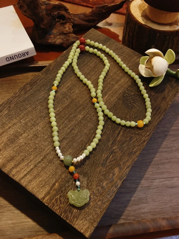 C651和田玉仿古长链设计款