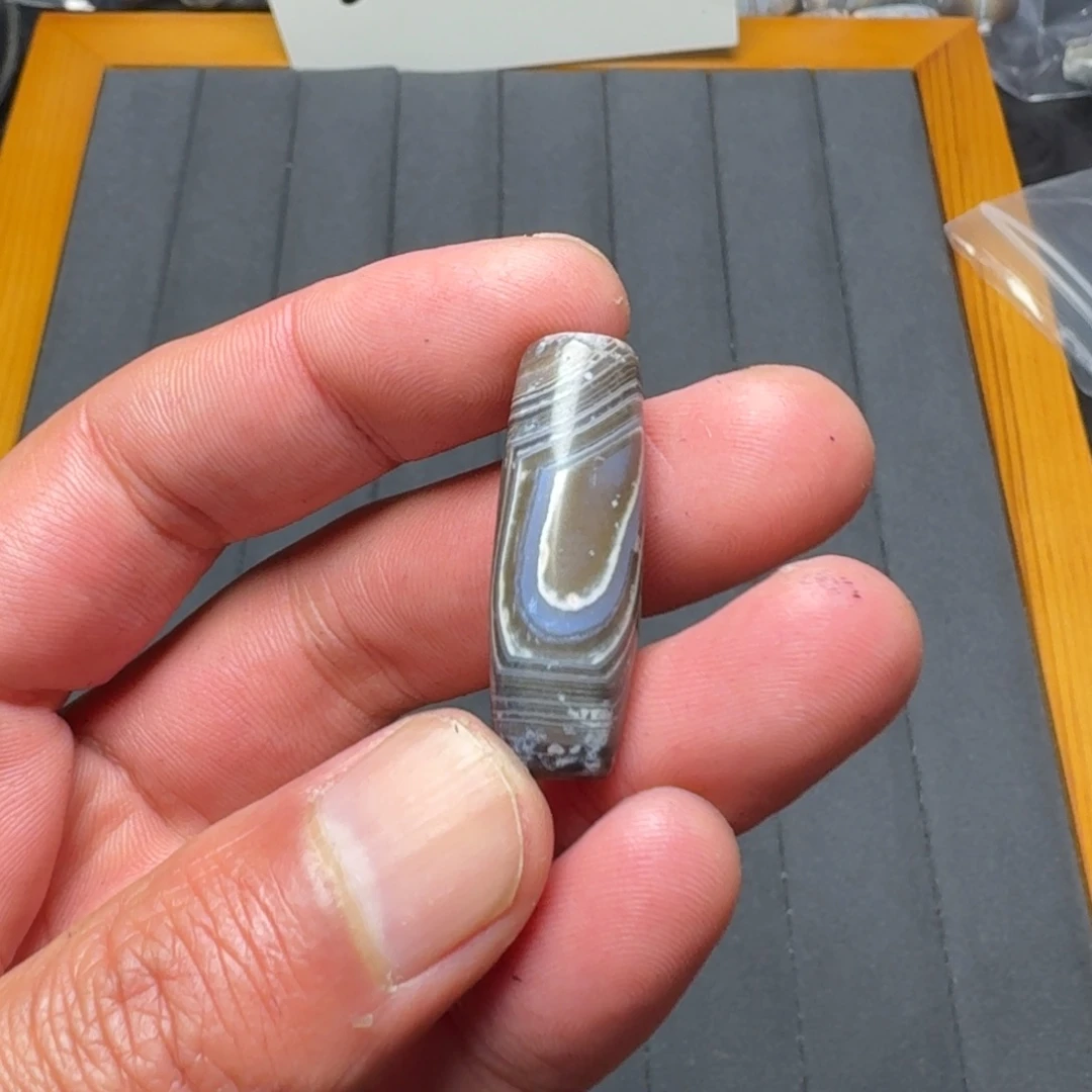 随***沉玛瑙/玉髓未镶嵌颈饰