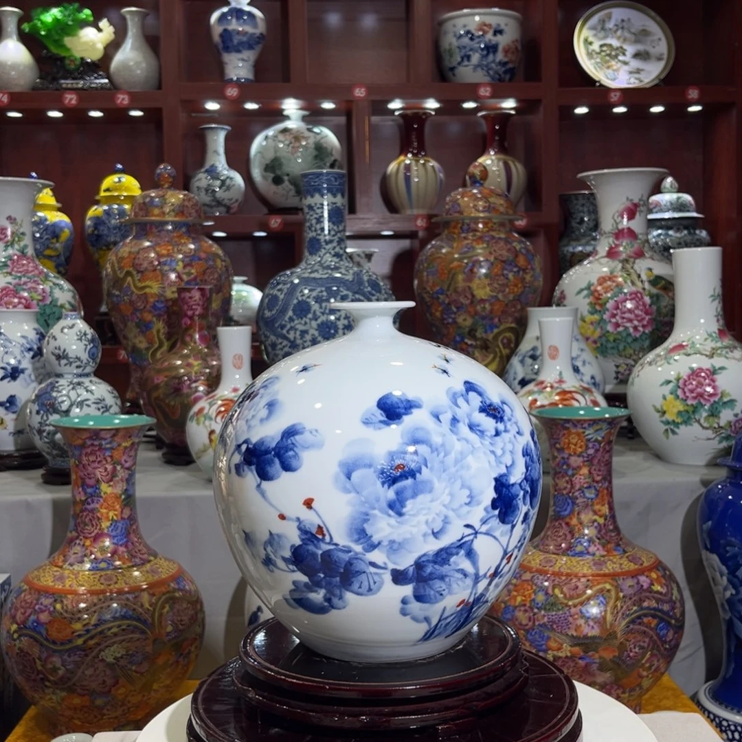 景德镇陶瓷艺术品