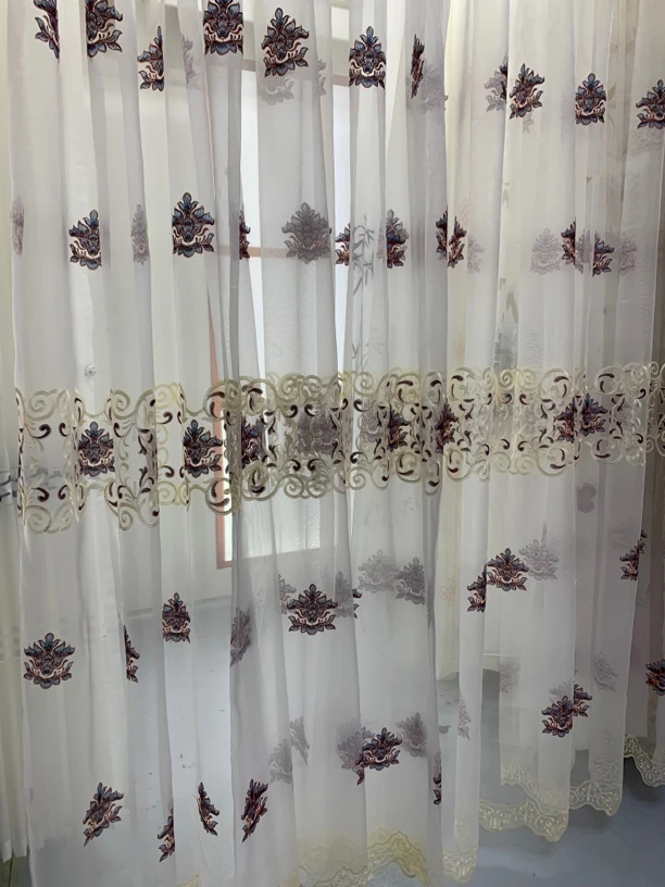 189白色绣花纱帘（改短请联系客服）微瑕处理