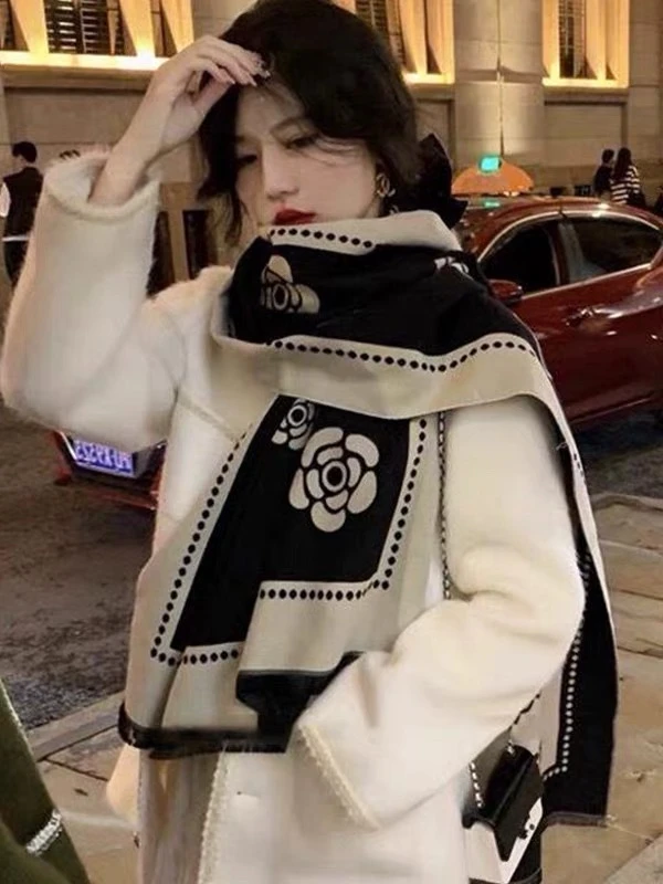 新款山茶花外搭两用加厚保暖时尚围巾女气质高级围脖双面空调披肩