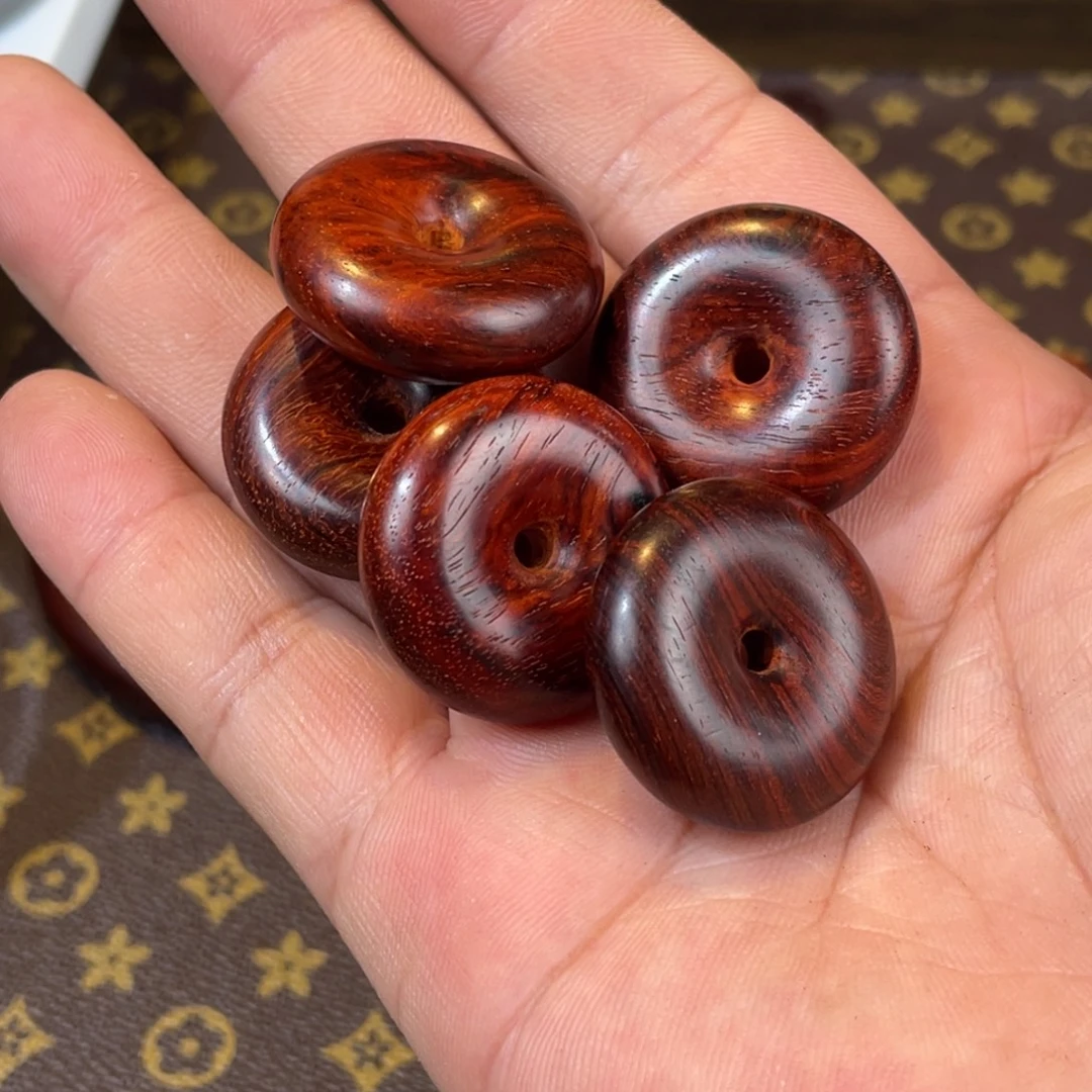 檀香紫檀（小叶紫檀）平安扣