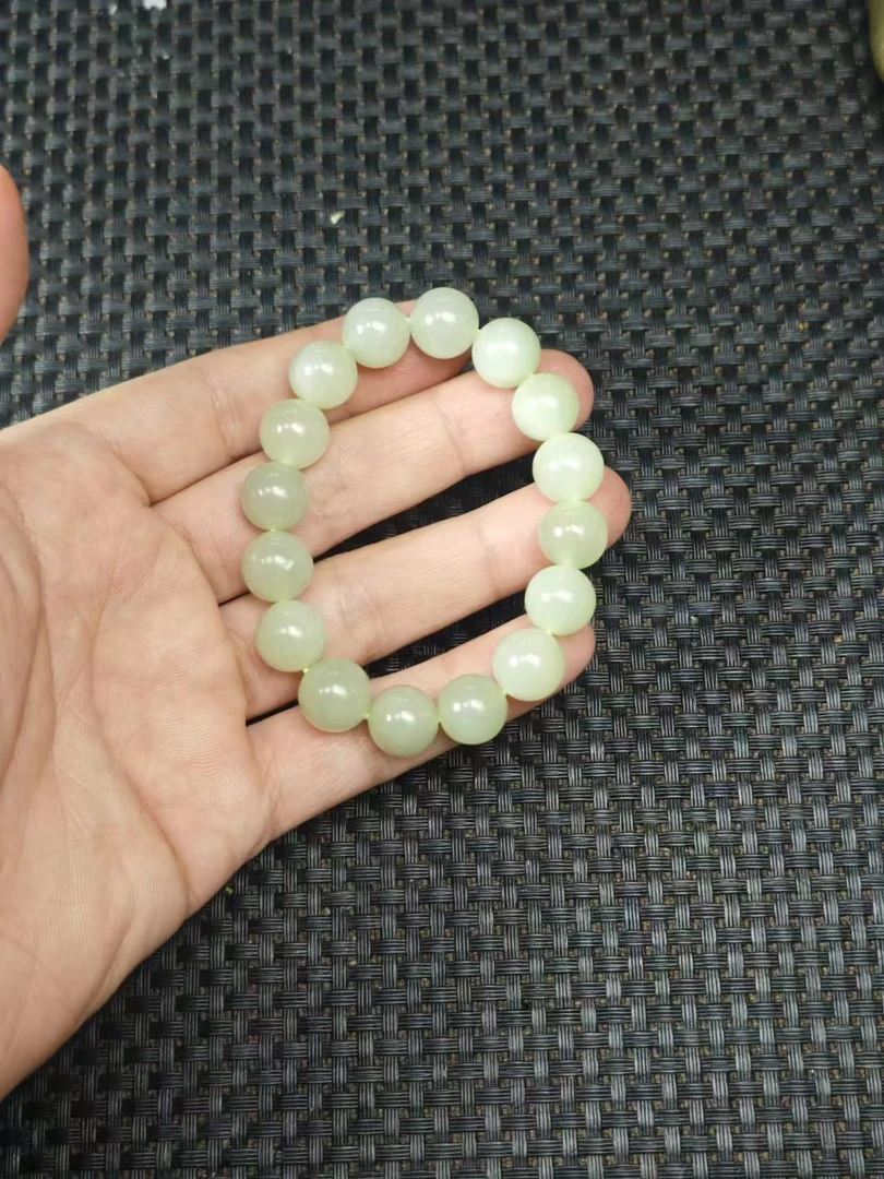 天然和田玉老料卡12mm圆珠单圈手串1.18清货2