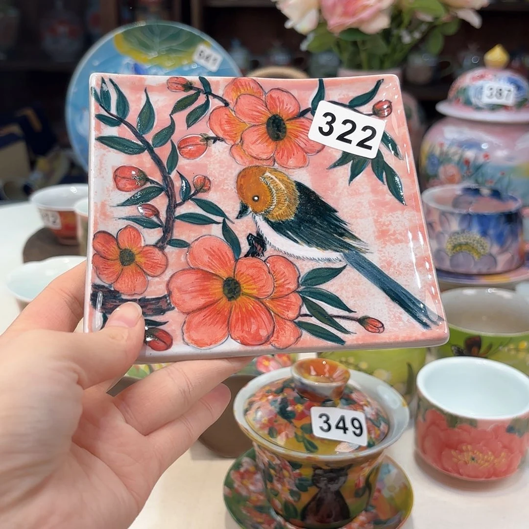 瓷片兔兔好可爱呀打