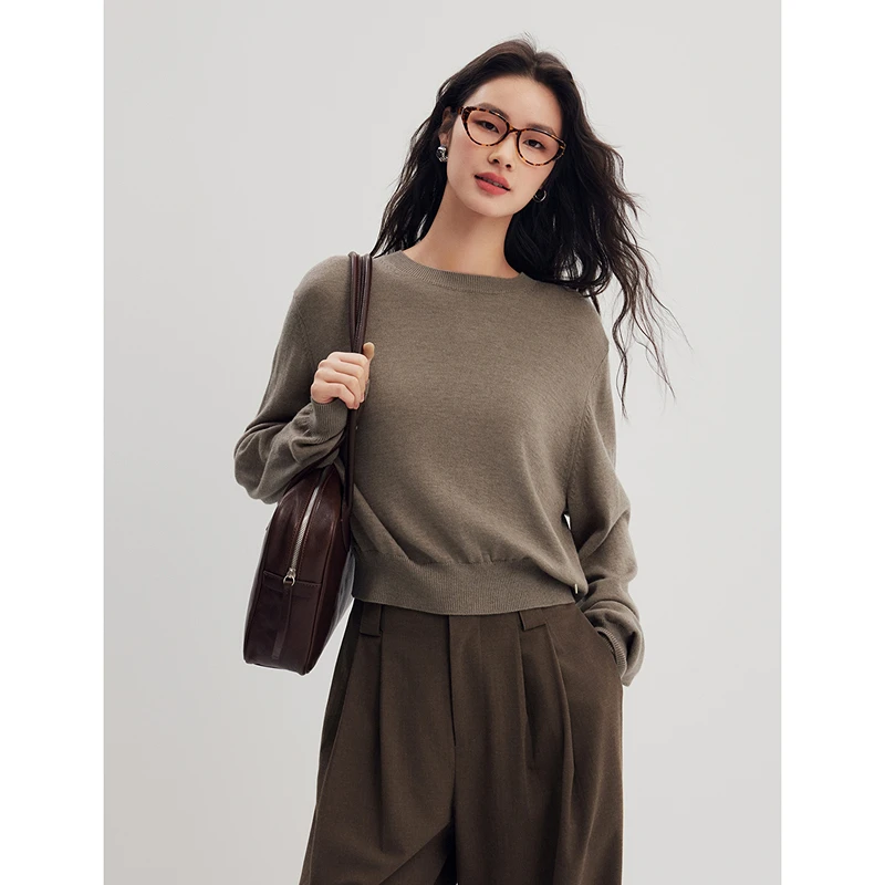 棉仓356635027-贝壳装饰扣短款长袖毛衣