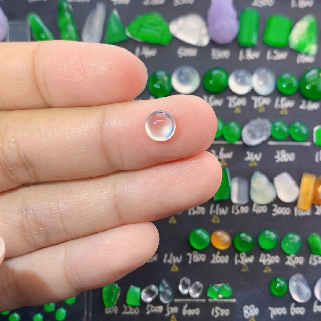 翡翠未镶嵌颈饰天然翡翠玉石蛋面