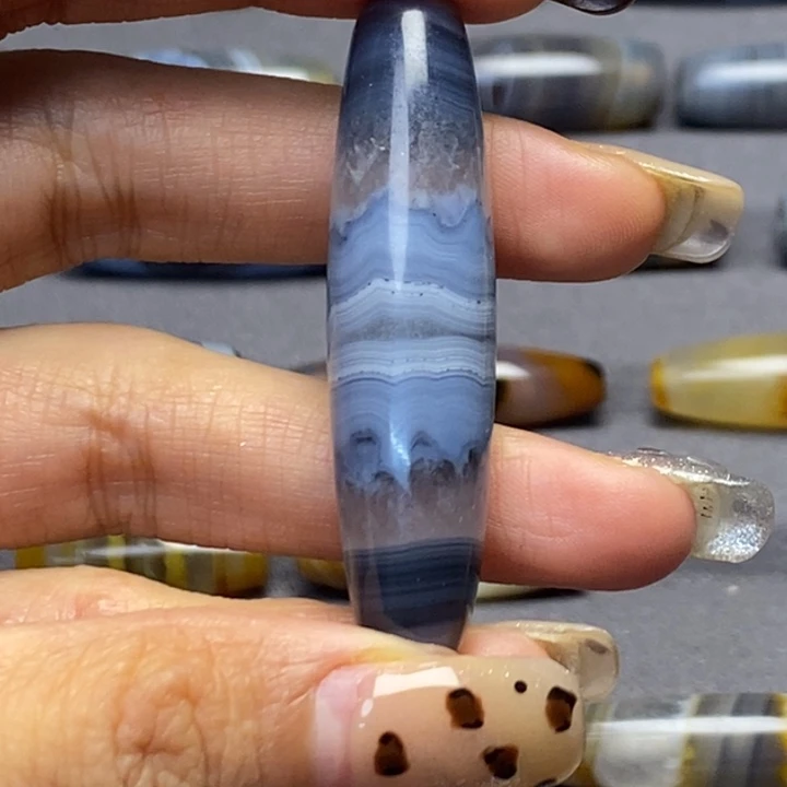 9***0玛瑙/玉髓合金藏风蓝沁海浪花