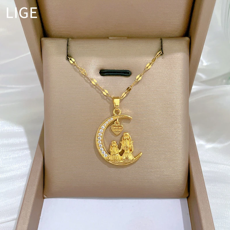 钛钢项链 遥看月亮爱心轻奢气质华丽满钻项链女百搭锁骨链钛钢链