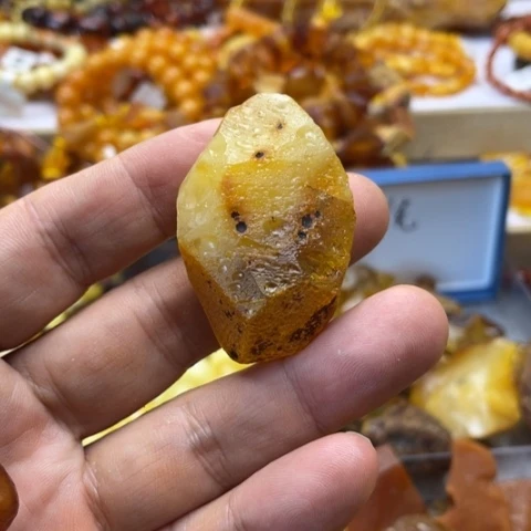 手串蜜蜡未镶嵌吊坠