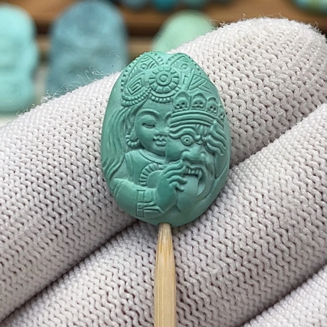 绿松石未镶嵌珠宝奇石