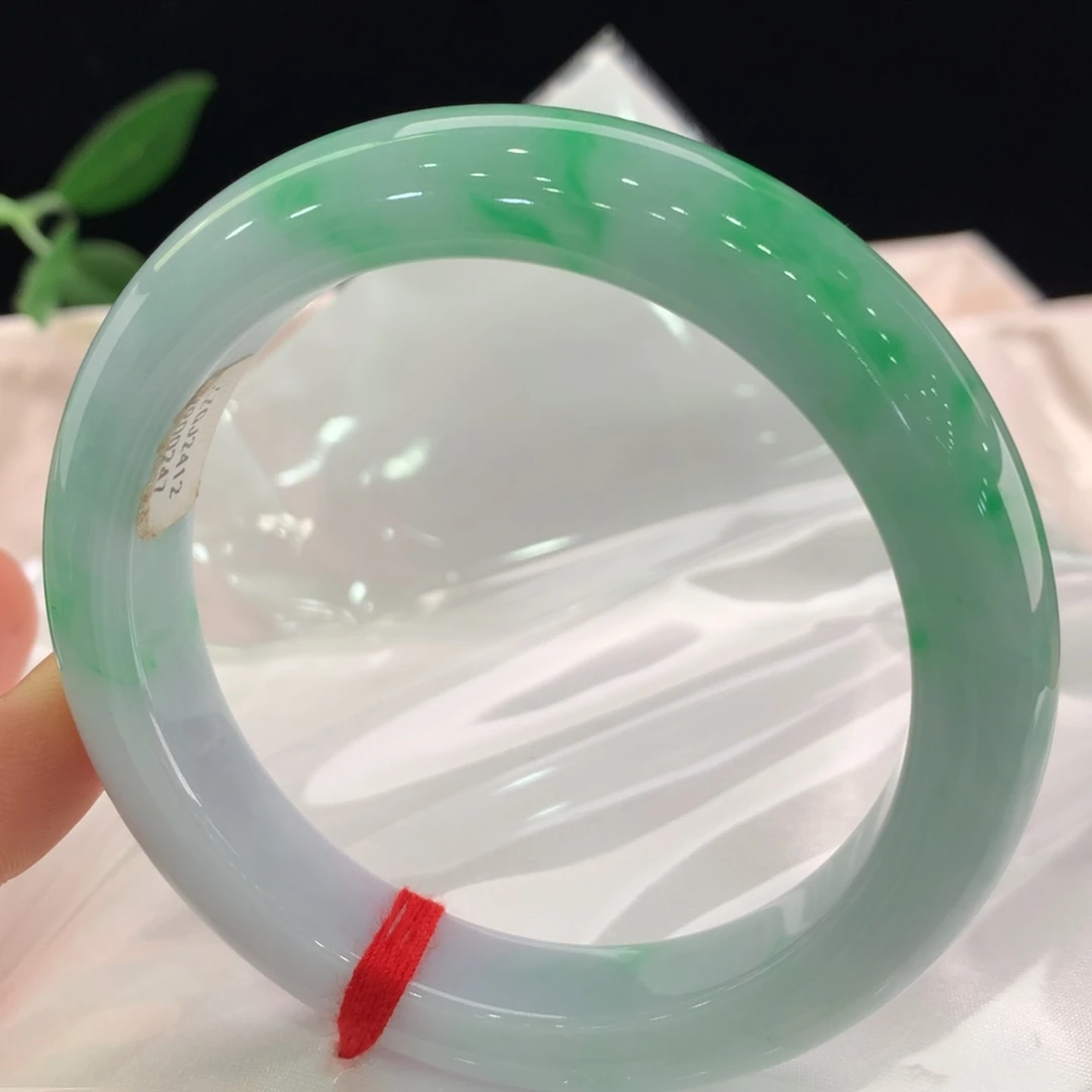 翡翠未镶嵌手镯0247