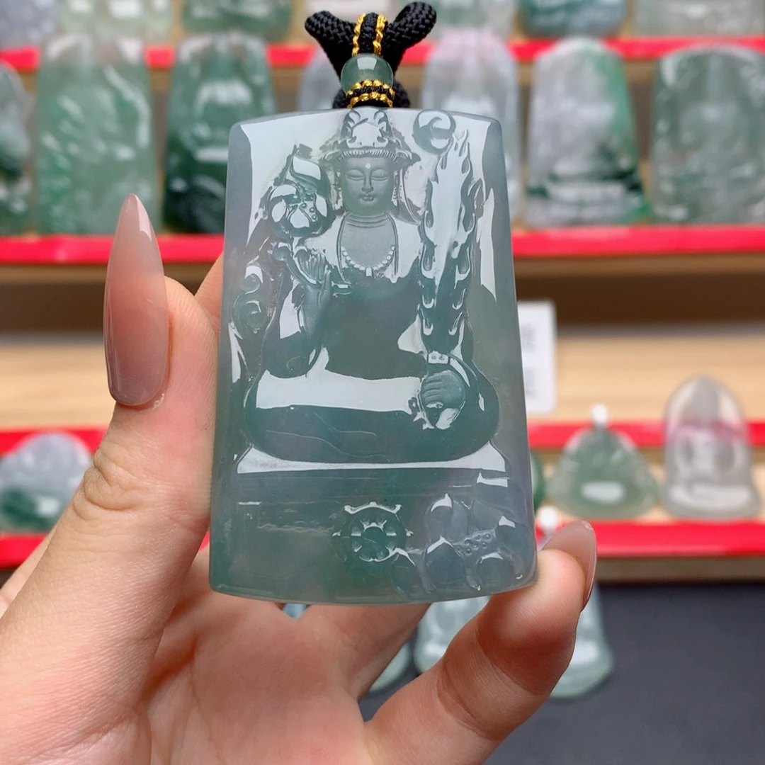 颈饰未镶嵌翡翠虚空藏