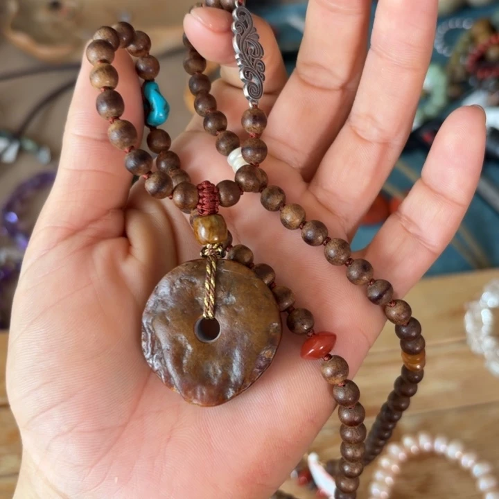 a***求岫岩河磨玉（透闪石质玉）未镶嵌颈饰