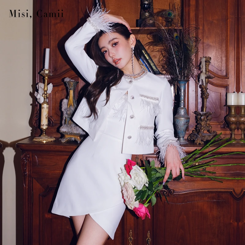 达人专属Misi,Camii春秋款女装时尚感优雅气质重工钉珠羽毛袖箱型