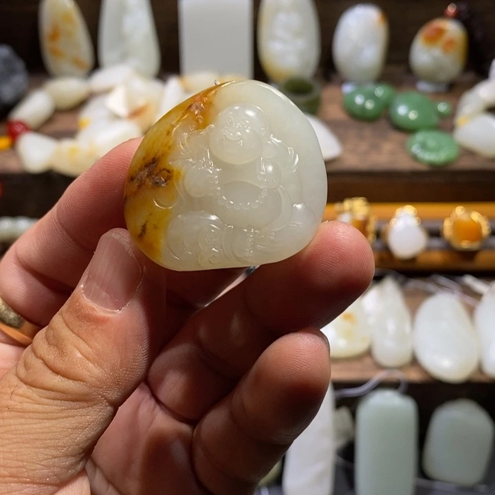 和田玉未镶嵌挂件