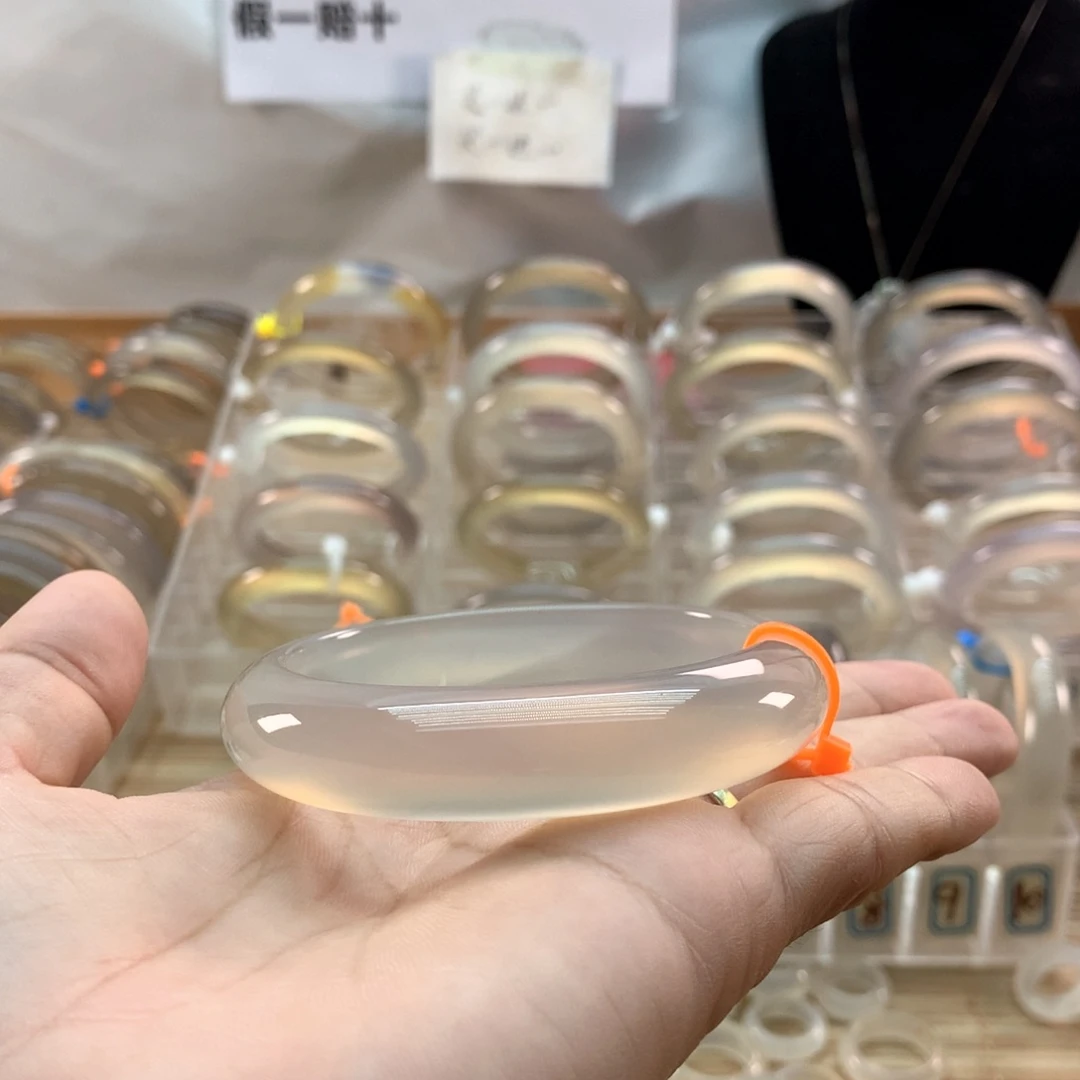 【闪购商品】手镯玛瑙/玉髓未镶嵌