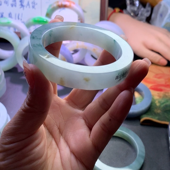 美***家定制翡翠翡翠手镯定制5658未镶嵌