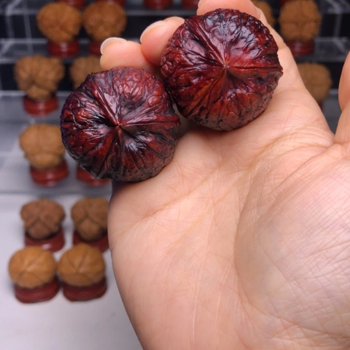 北***臧吊坠文玩核桃8御宝三楞