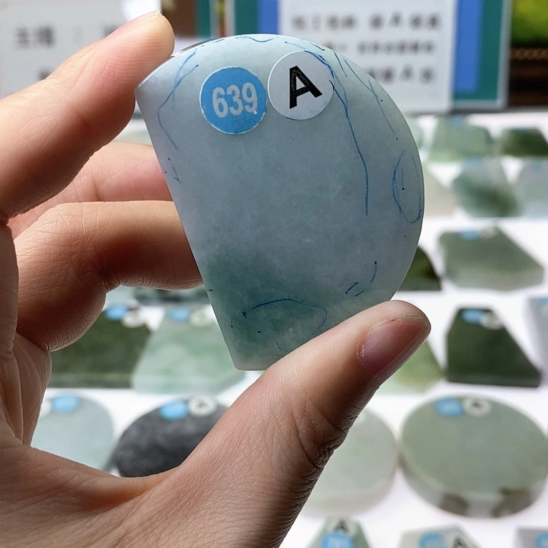 未镶嵌定制翡翠天然A货翡翠挂件