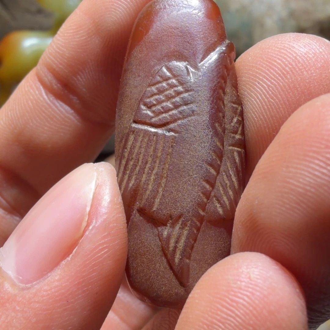 荣***堂和田玉（糖玉）未镶嵌颈饰