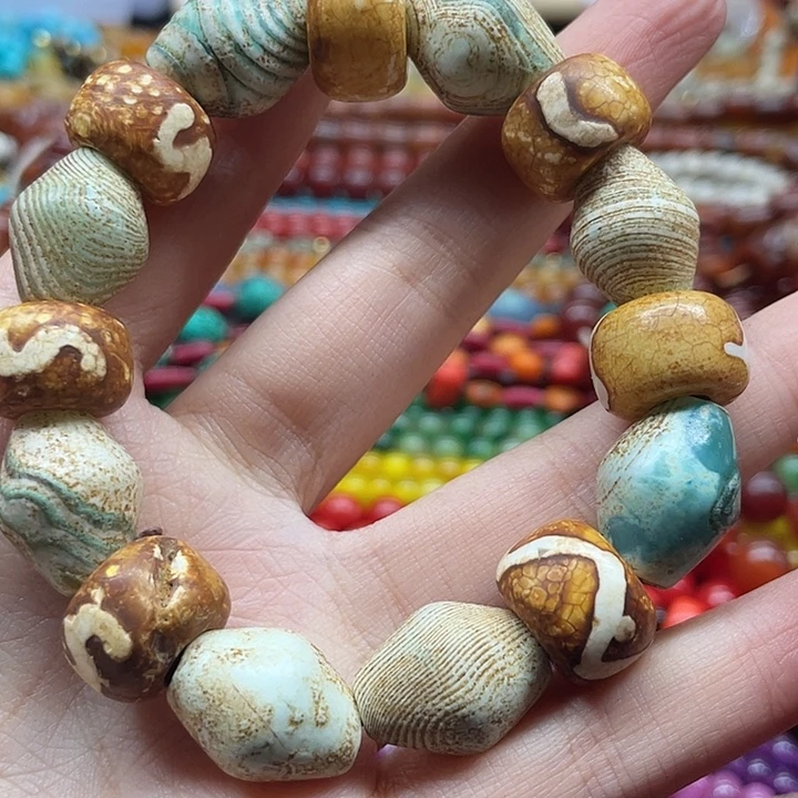 玛瑙/玉髓未镶嵌玛瑙项链。手链珠子