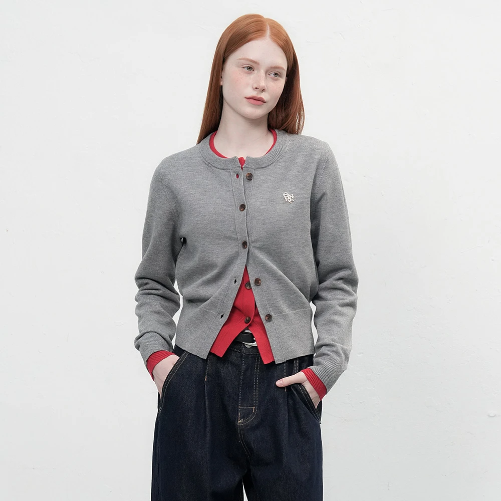 GENERAL IDEA BY BUMSUKGNRL经典圆领金扣针织开衫4501