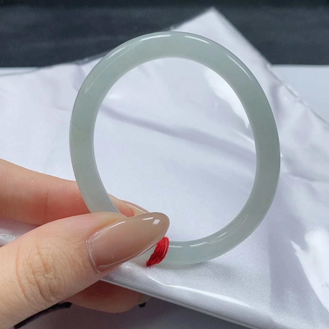 【闪购商品】翡翠手镯（贵妃镯）未镶嵌456号