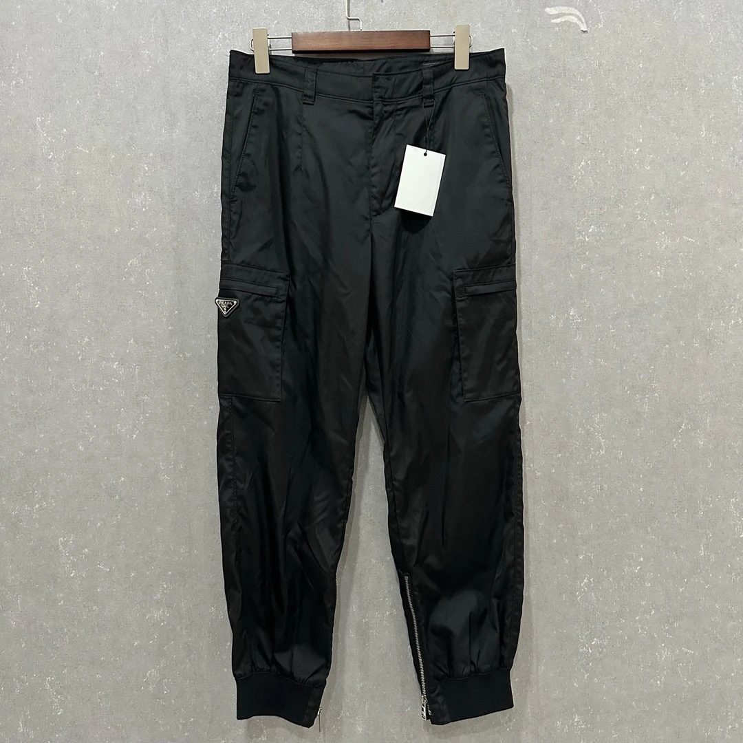 99新 Prada/普拉达 魔术贴logo束脚长裤46码/004176