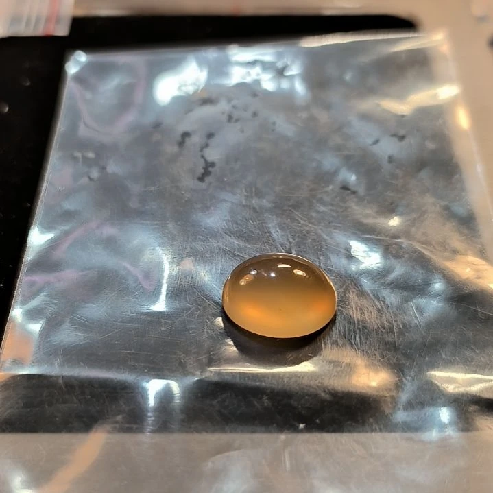 *****未镶嵌戒面石英岩玉