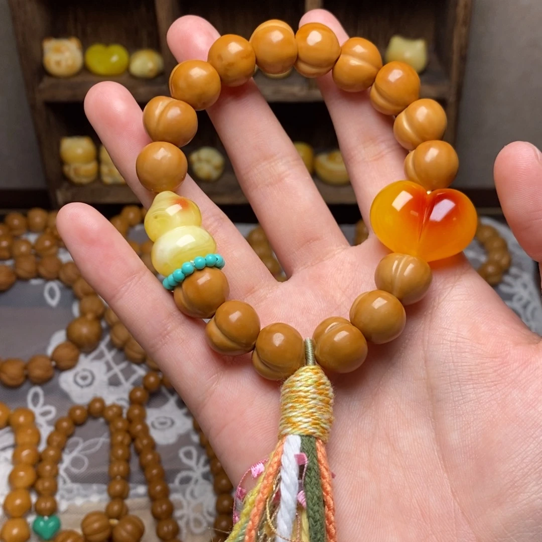 把件猴头核桃屁桃