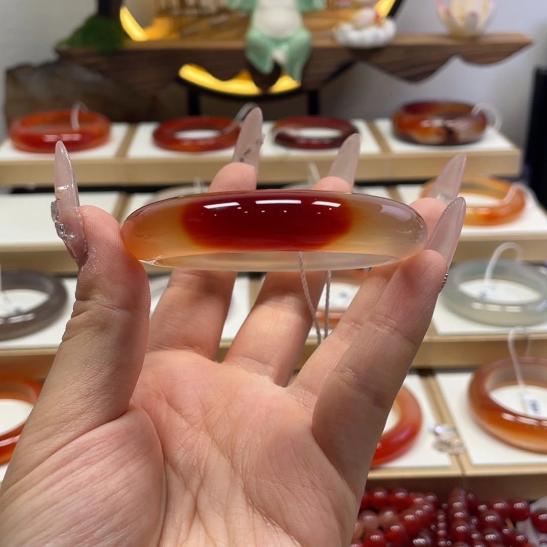 玛瑙/玉髓未镶嵌手镯