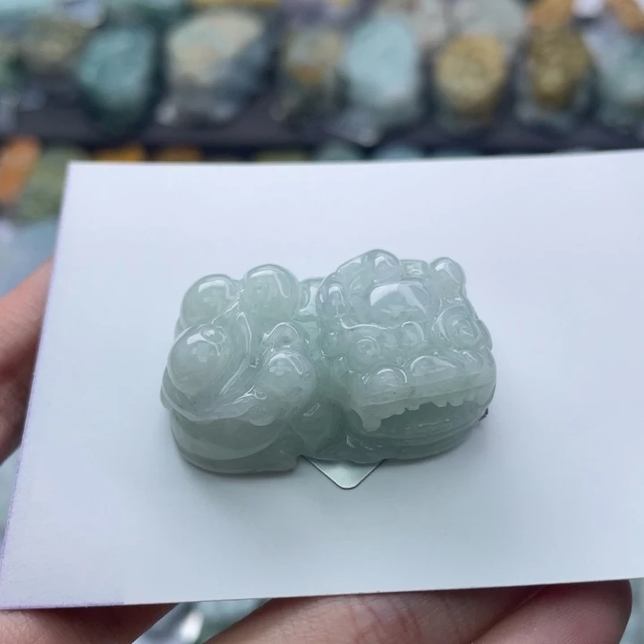 翡翠颈饰未镶嵌貔貅