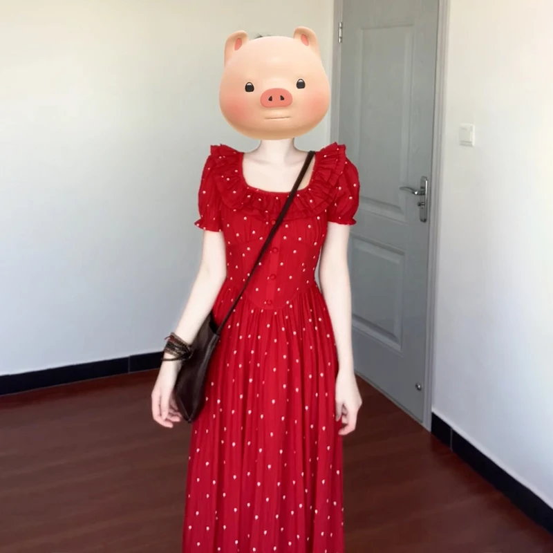 法式复古红色方领连衣裙子女款爆款2025夏季新款高级感长裙1956