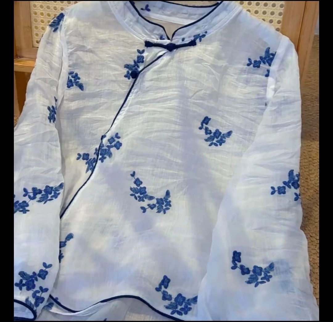 8020苎麻满绣小衫