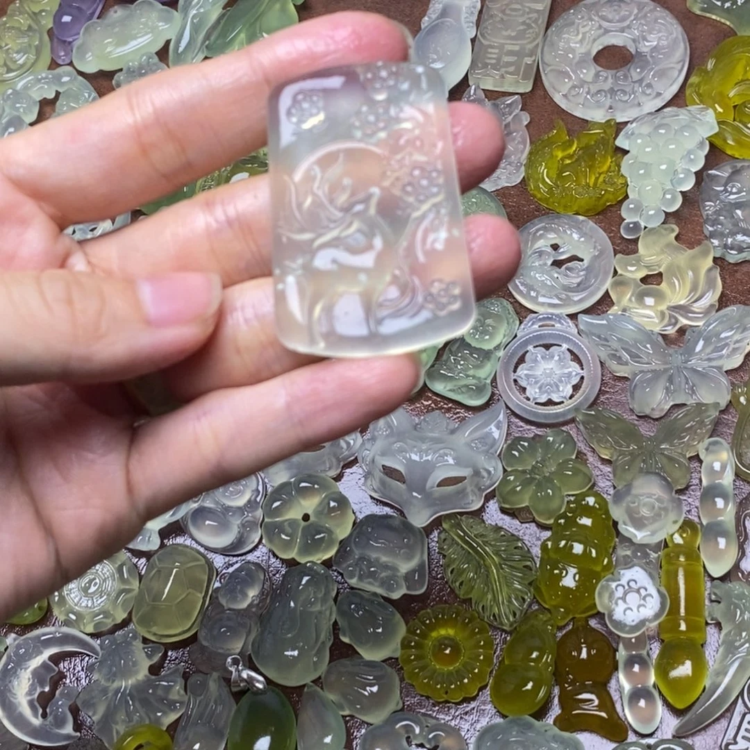 蛇纹石玉合金项链