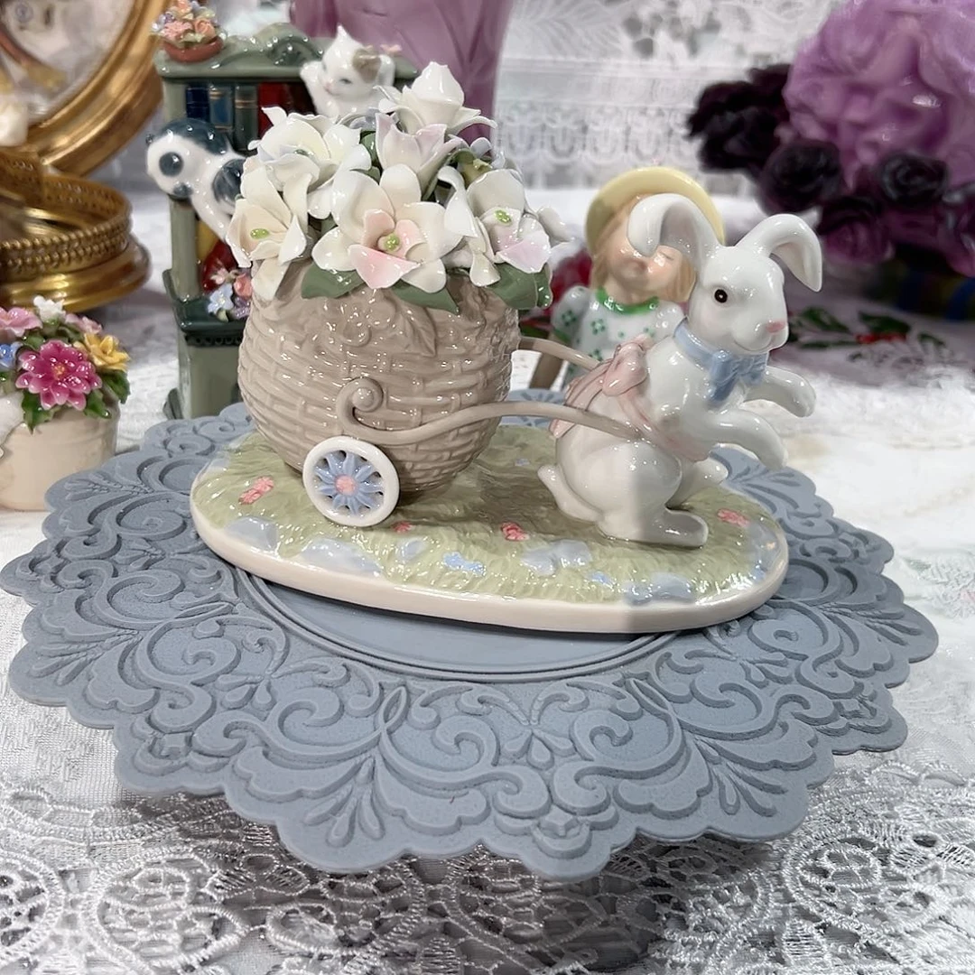 陶瓷0161福利小兔子拉花车摆件