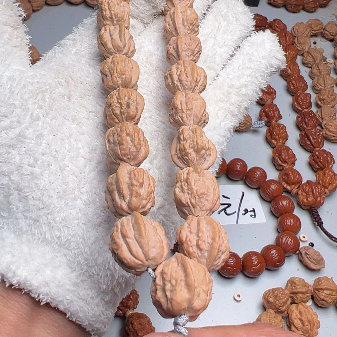 吊坠猴头核桃金蟾16加长19颗