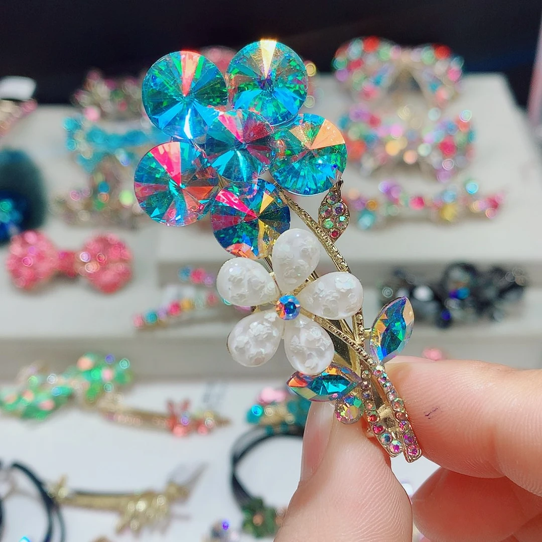 皮质铁合金发饰漂亮