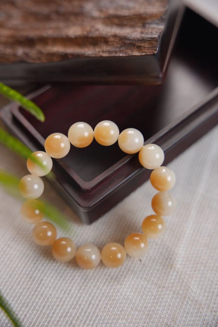 探珠｜珍藏级严选精品和田玉糖白手串 多样性发一