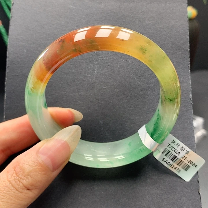 石英质玉手镯未镶嵌