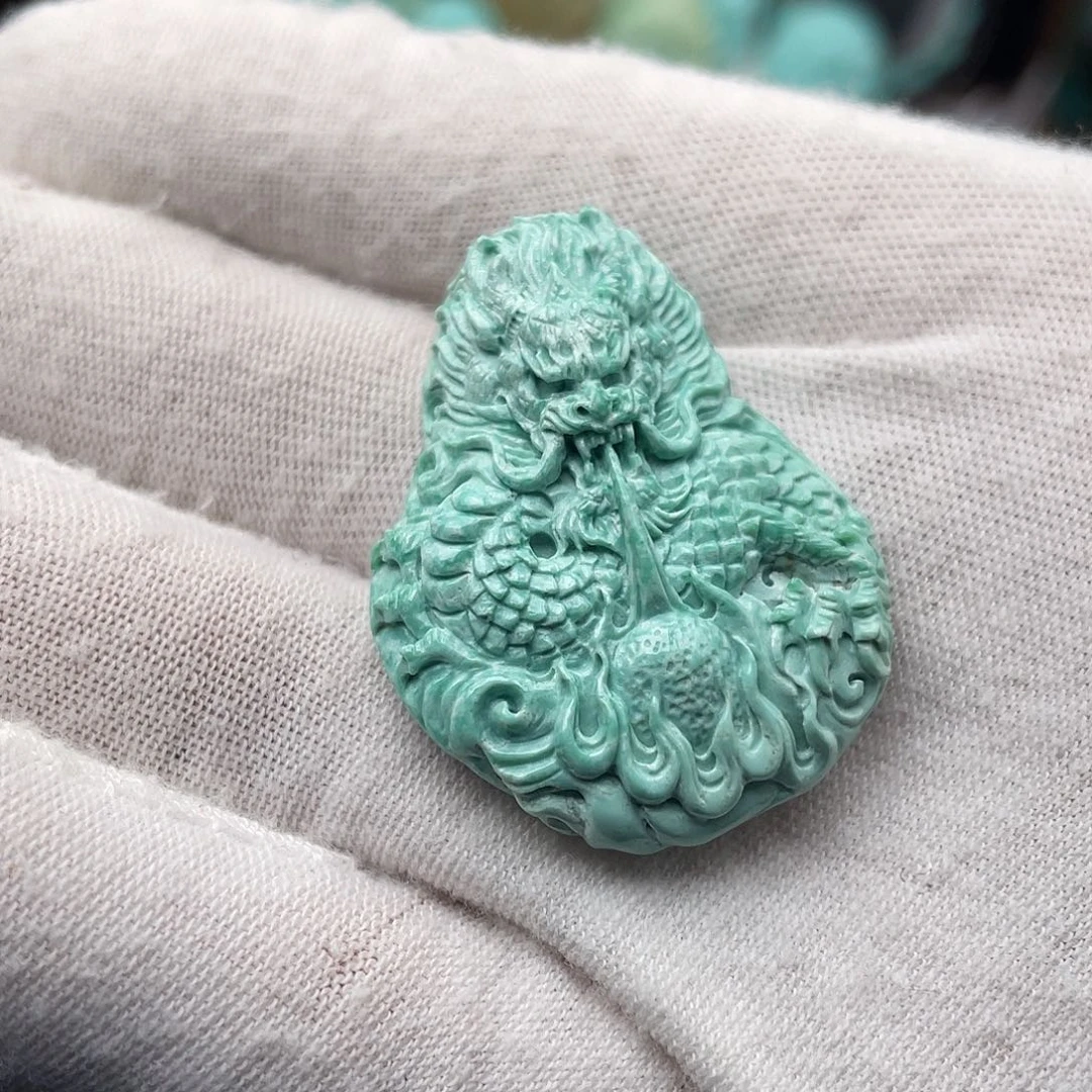 绿松石未镶嵌颈饰