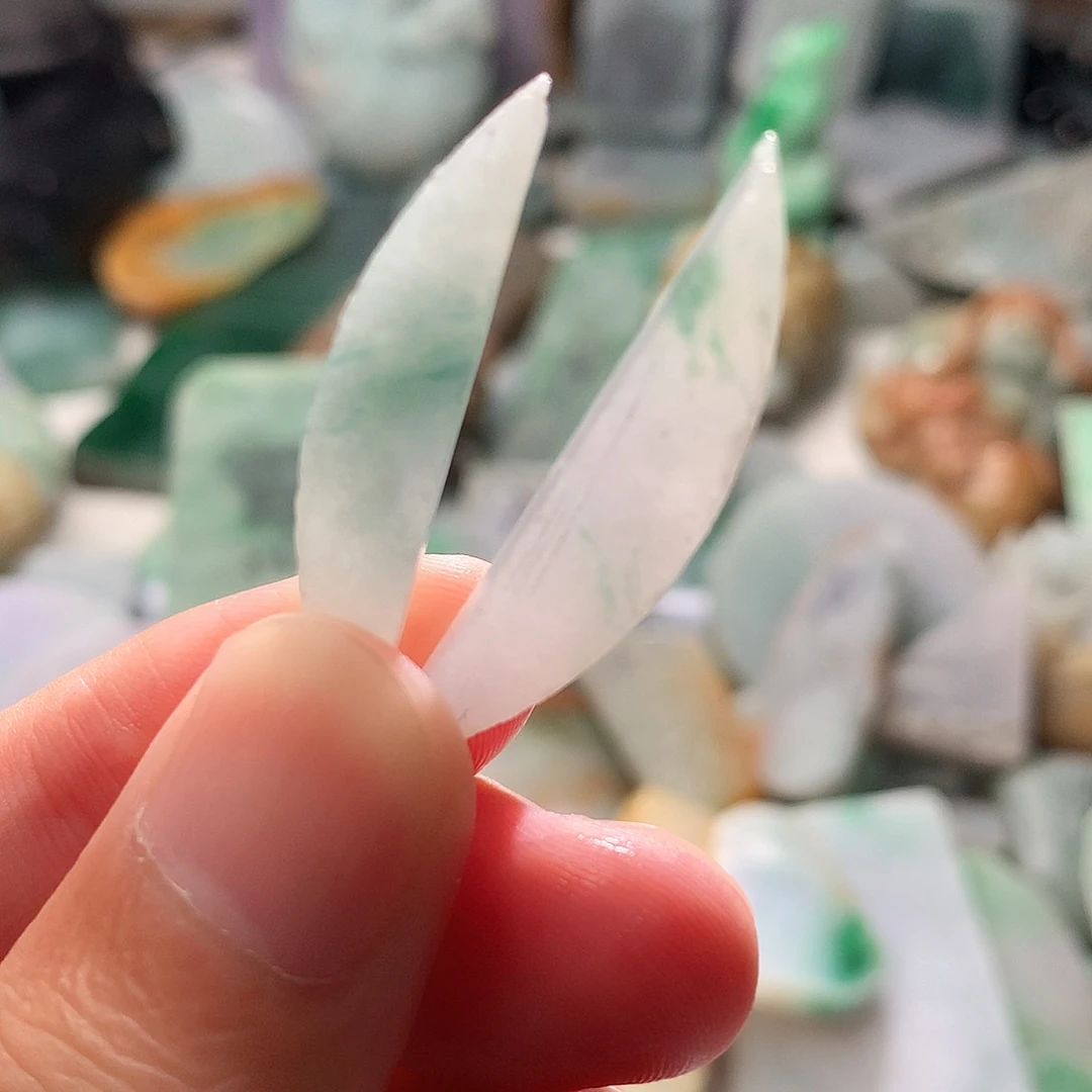 翡翠散珠翡翠原石片料