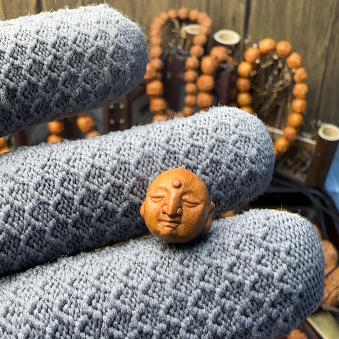 纯手工雕刻龙纹桃核单籽净思罗汉