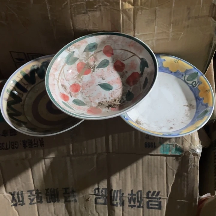 泡***吖陶瓷盘子碗都有好便宜！