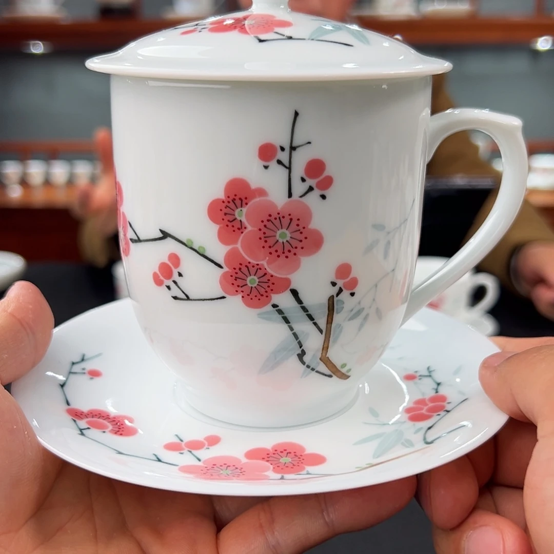 翠竹红梅拍一发二一套一级一套微瑕