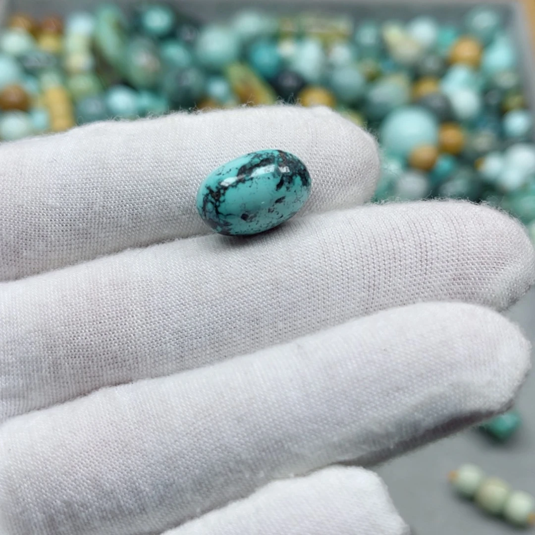 绿松石未镶嵌挂件